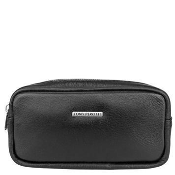 Key holder Tony Perotti from the New Contatto collection.