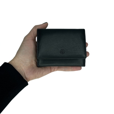 Women's wallet Tony Perotti from the Cortina collection.