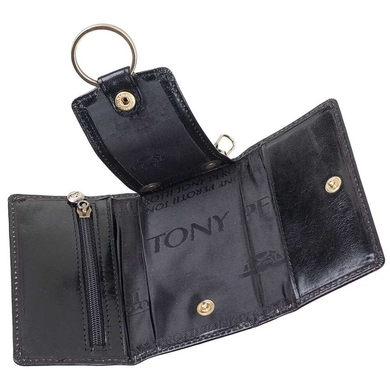 Key holder Tony Perotti from the Italico collection.