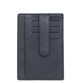 Credit holder Tony Perotti from the collection Cortina.